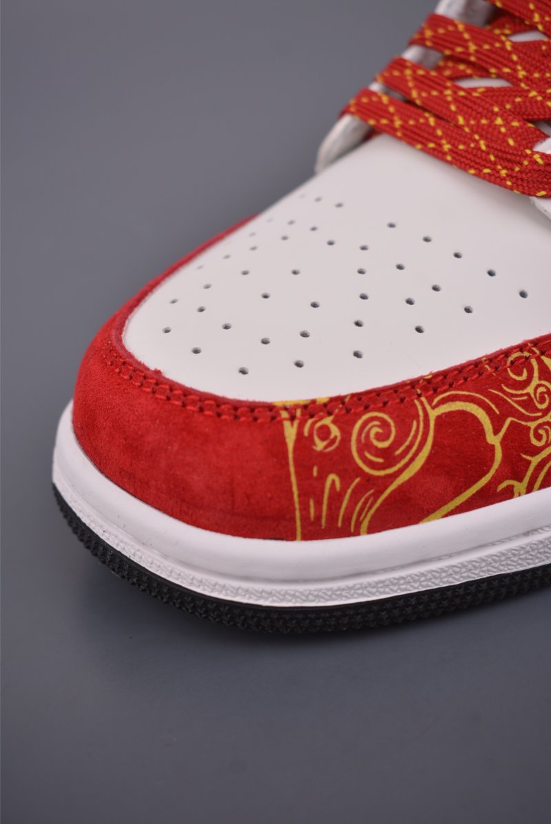 Air Jordan 1 'Horse Year' view
