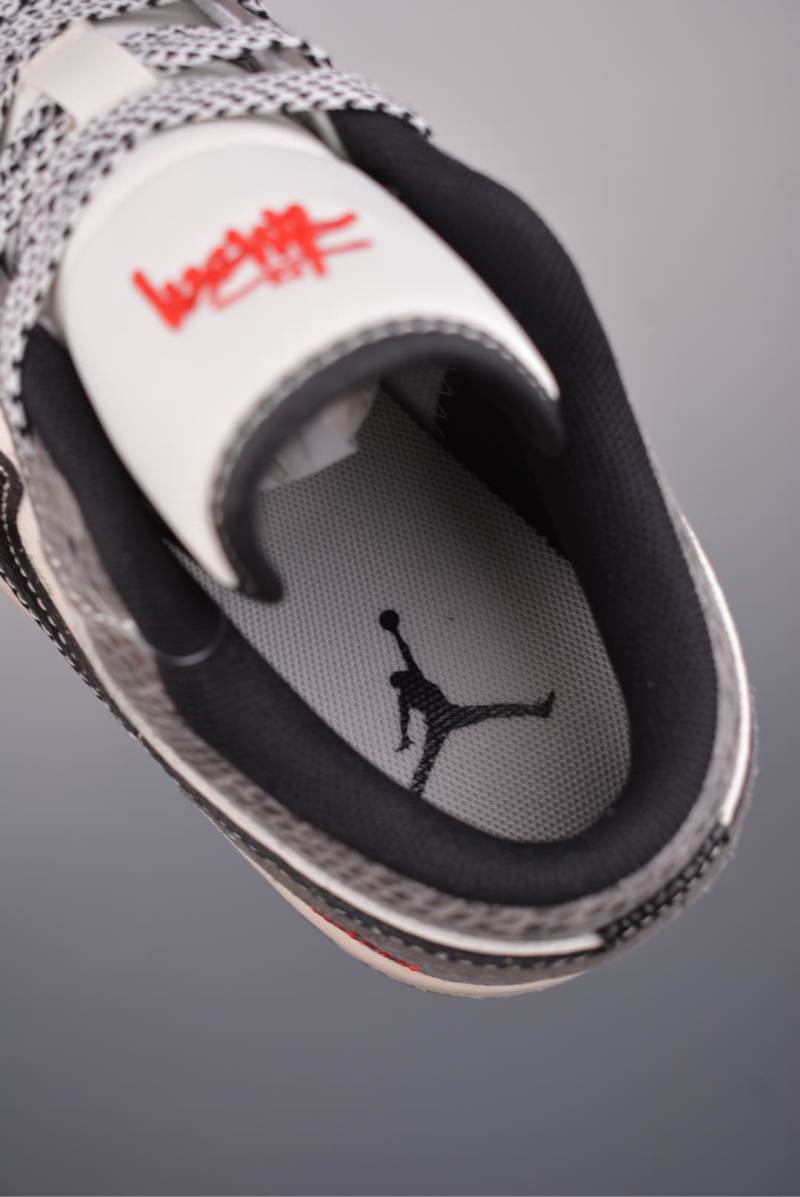 Air Jordan 1 'Snake Year' view