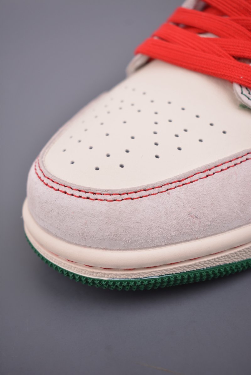 Air Jordan 1 'Horse Year' view
