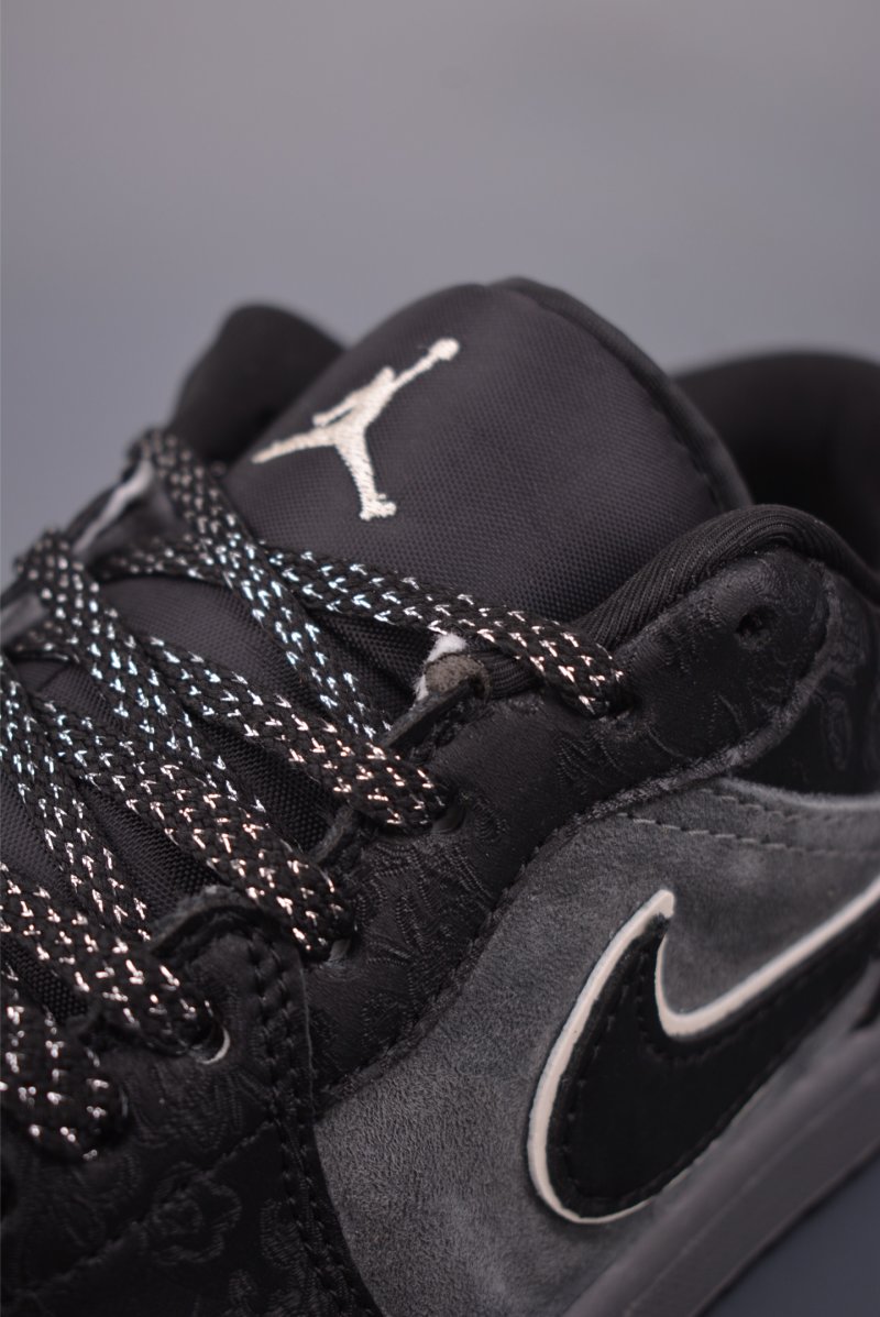 Air Jordan 1 'Stussy' view