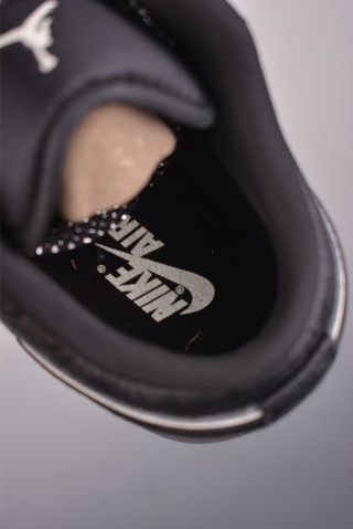 Air Jordan 1 'Stussy' view 9