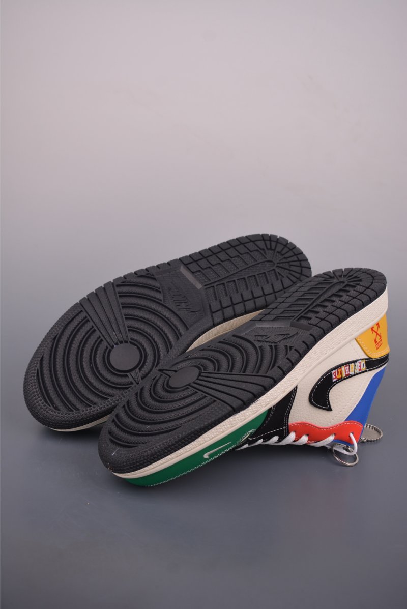 Air Jordan 1 'Off-White' view