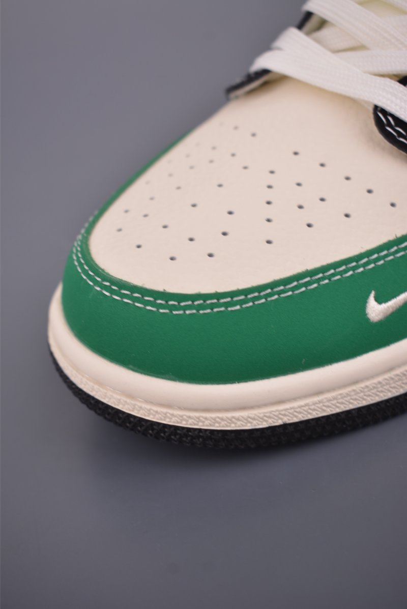 Air Jordan 1 'Off-White' view