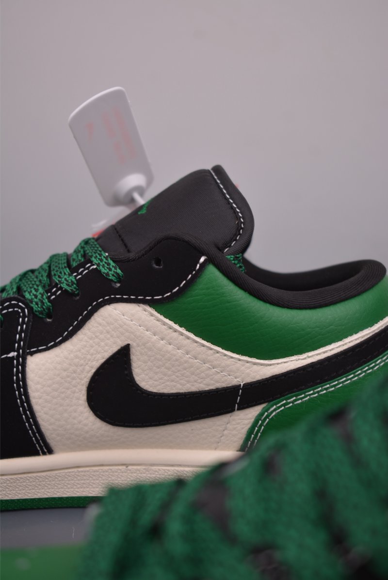 Air Jordan 1 'Stussy' view
