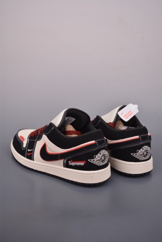 Air Jordan 1 'Supreme' view 2