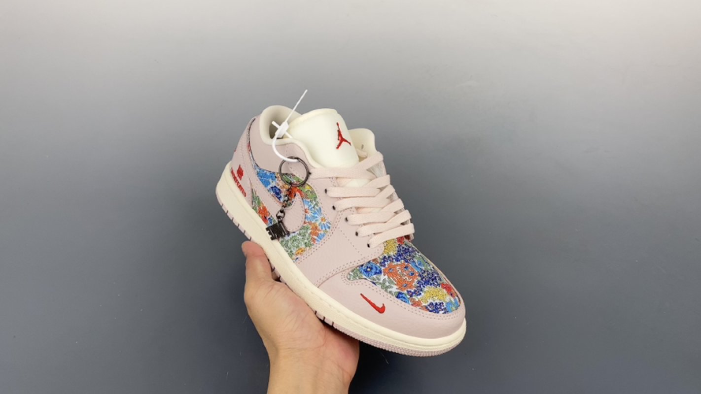 Air Jordan 1 'United Nations'