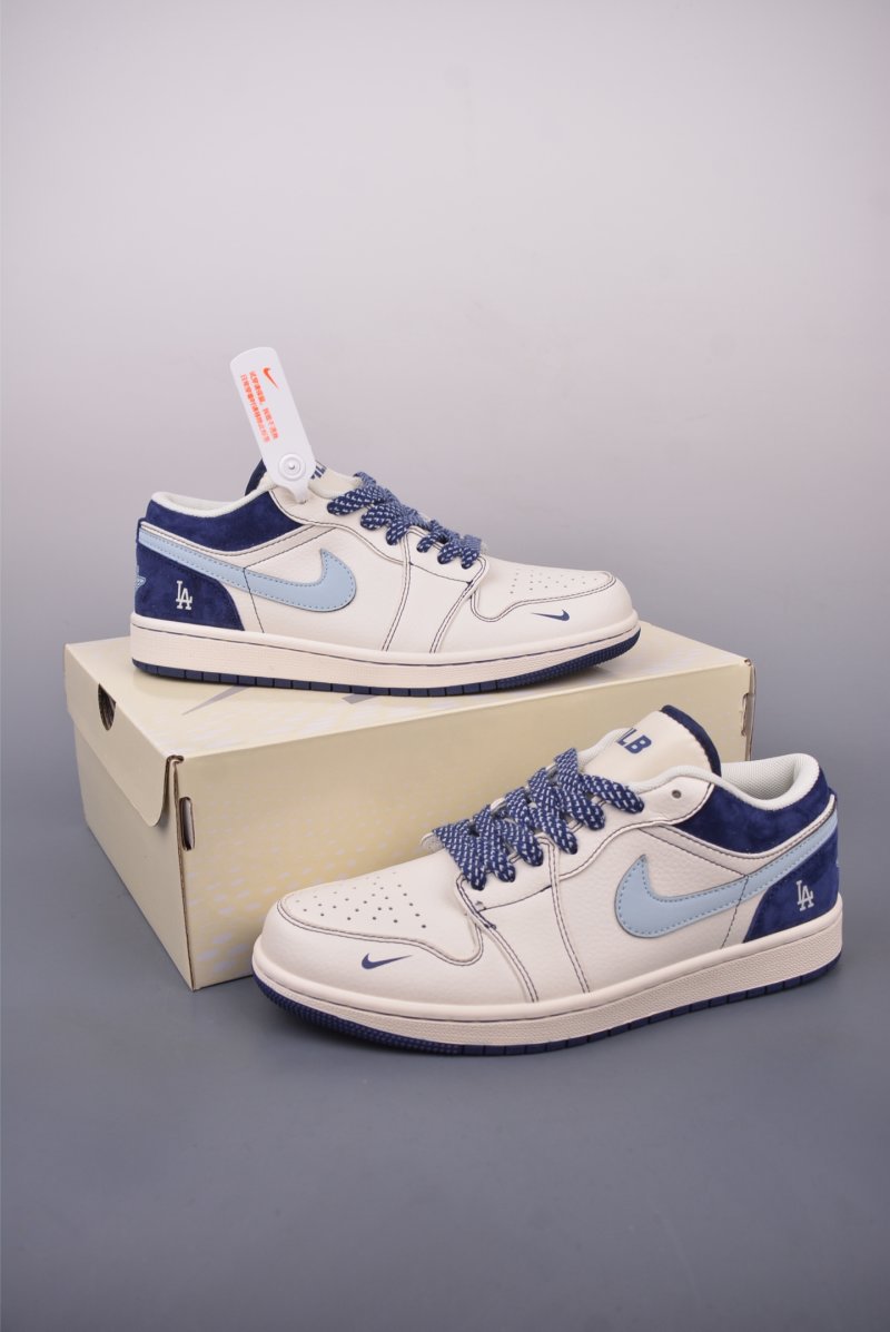 Air Jordan 1 view