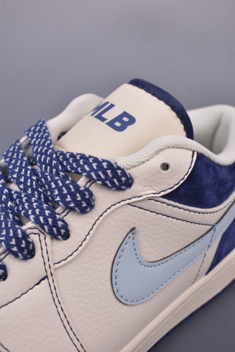 Air Jordan 1 view