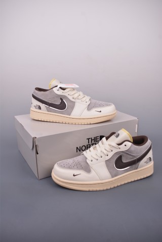 Air Jordan 1 view 5