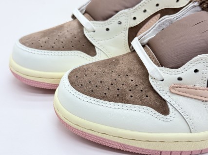 Travis Scott x Air Jordan 1 Low OG 'Dark Pony Pink' view 11