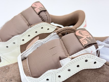 Travis Scott x Air Jordan 1 Low OG 'Dark Pony Pink' view 12