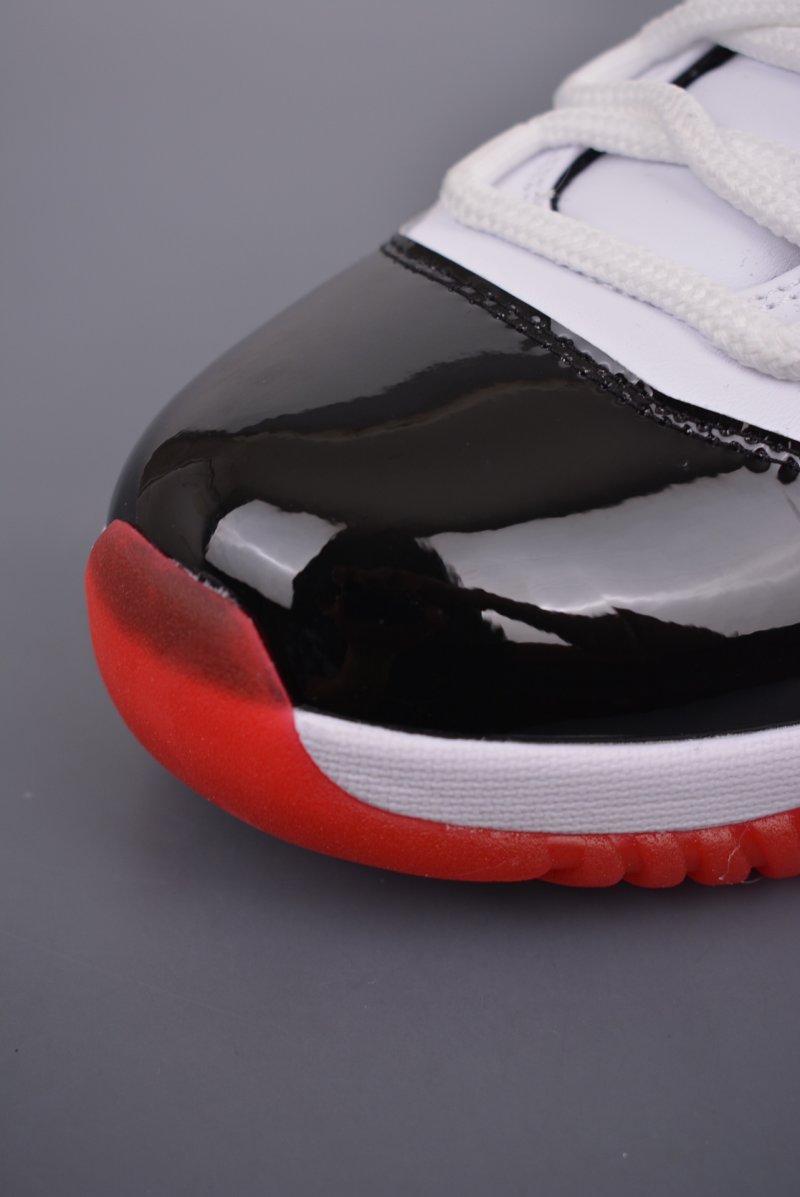 Air Jordan 11 Low 'Concord Bred' view