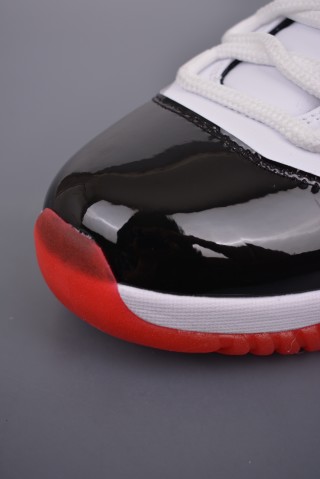 Air Jordan 11 Low 'Concord Bred' view 6