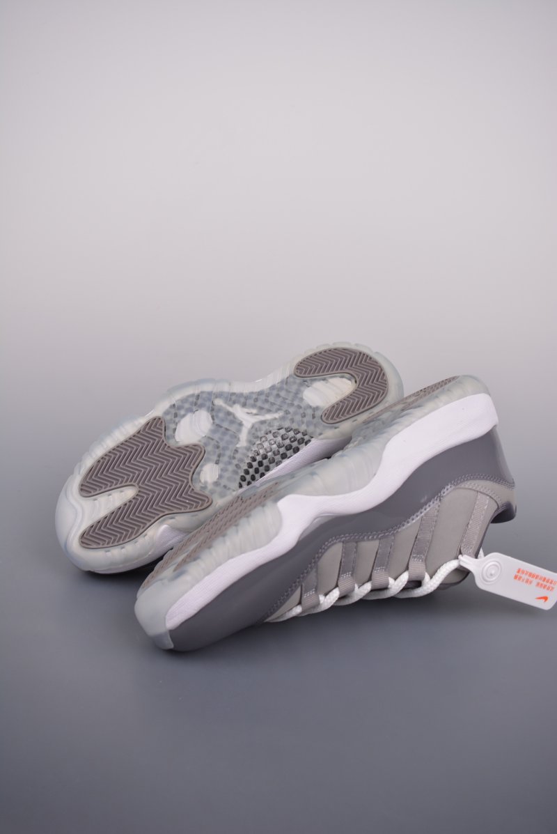 Air Jordan 11 Low 'Cool Grey' view