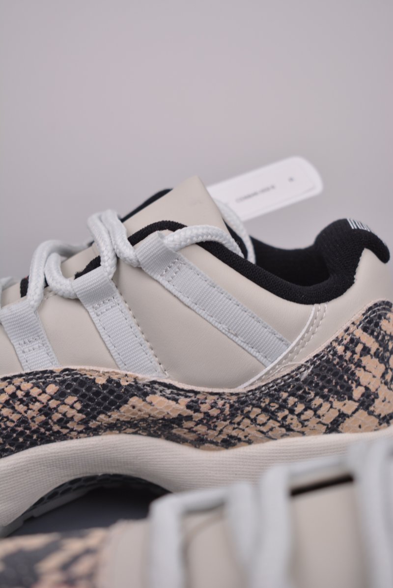 Air Jordan 11 Low 'Snakeskin' view