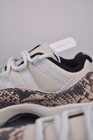 Air Jordan 11 Low 'Snakeskin' view 8