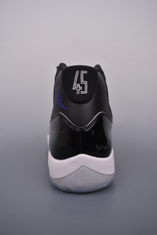 Air Jordan 11 Retro 'Space Jam' view 4