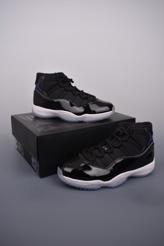 Air Jordan 11 Retro 'Space Jam' view 5