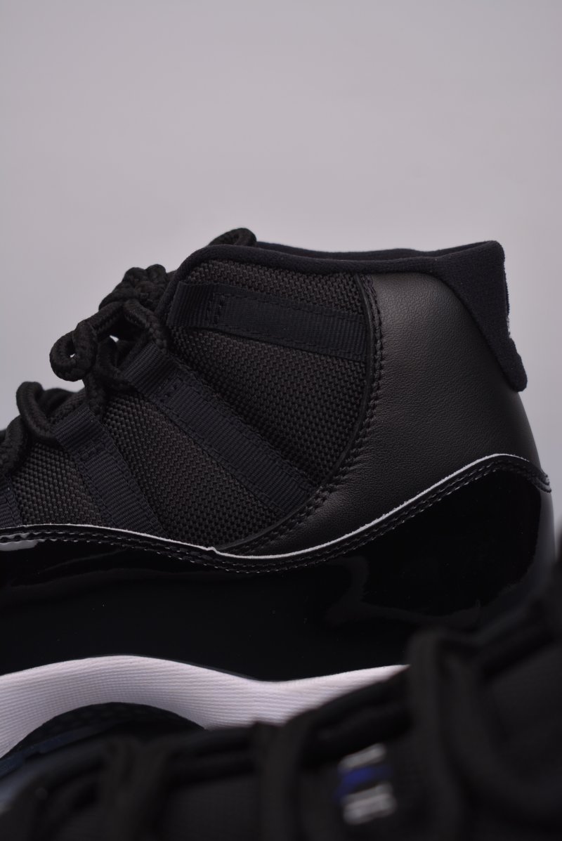 Air Jordan 11 Retro 'Space Jam' view