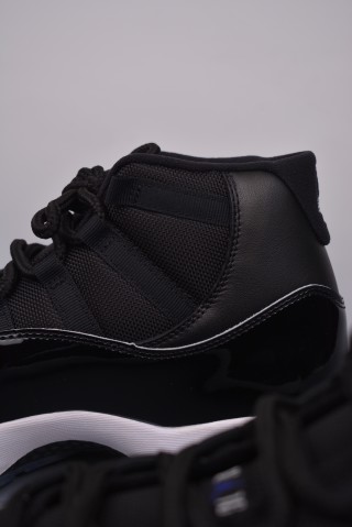 Air Jordan 11 Retro 'Space Jam' view 8
