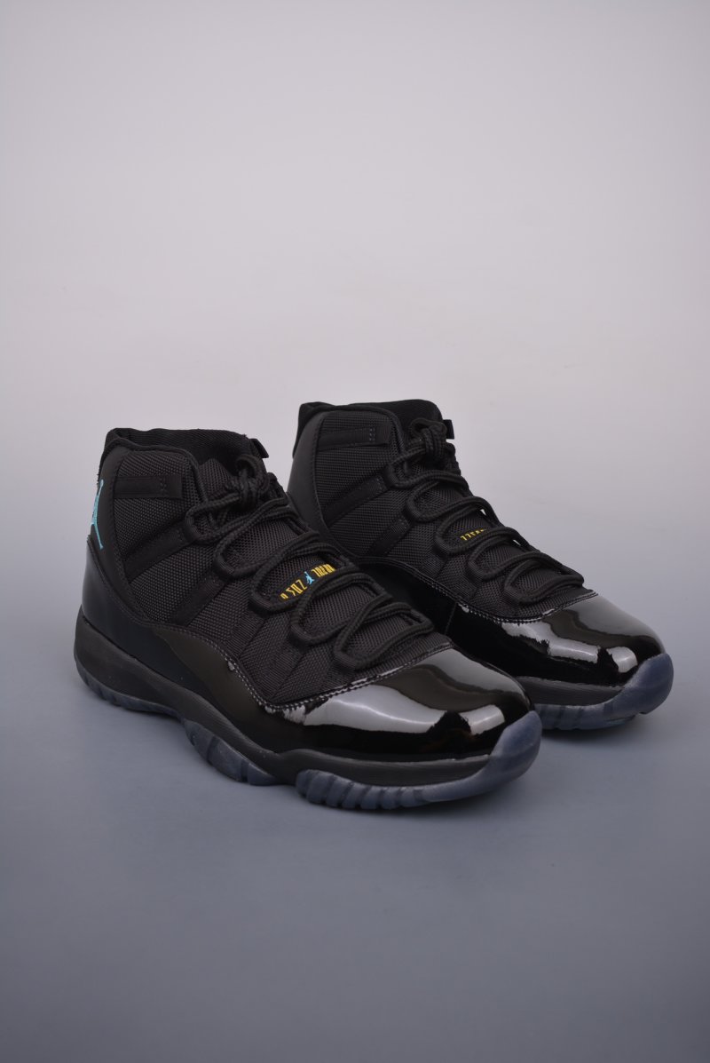 Air Jordan 11 Retro Gamma Blue 'White / Blue'