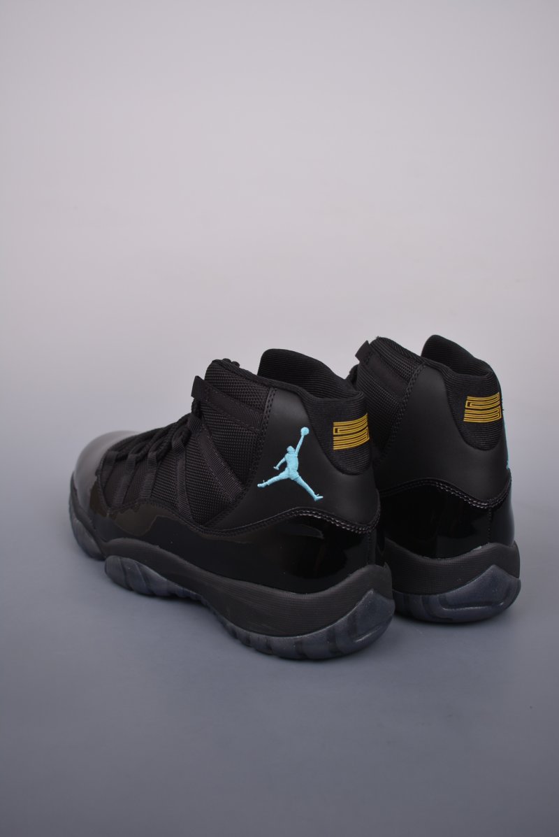 Air Jordan 11 Retro Gamma Blue 'White / Blue' view