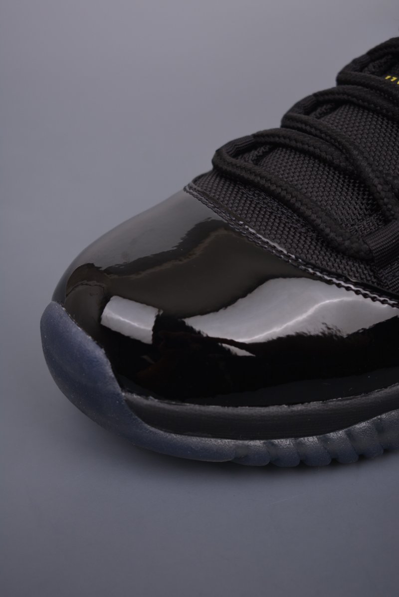 Air Jordan 11 Retro Gamma Blue 'White / Blue' view