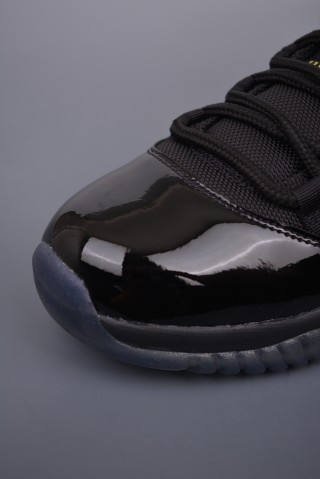 Air Jordan 11 Retro Gamma Blue 'White / Blue' view 6
