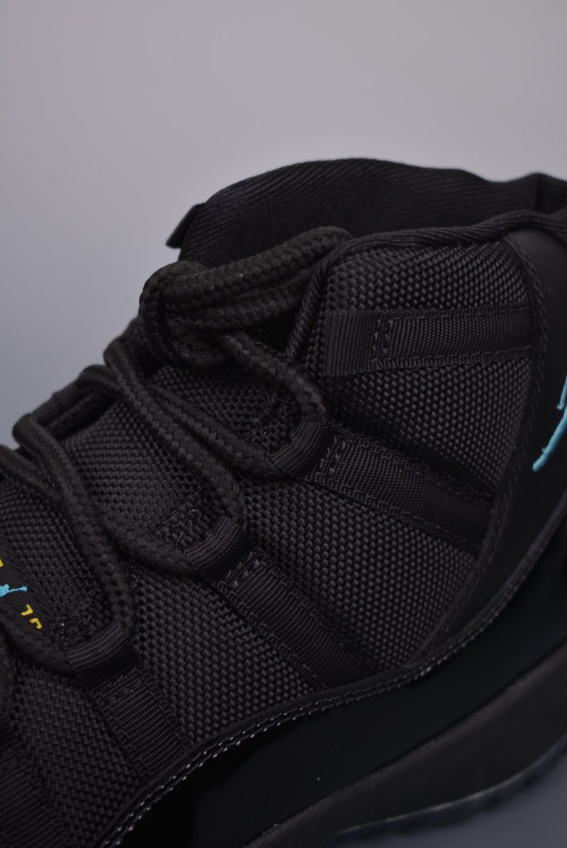 Air Jordan 11 Retro Gamma Blue 'White / Blue' view