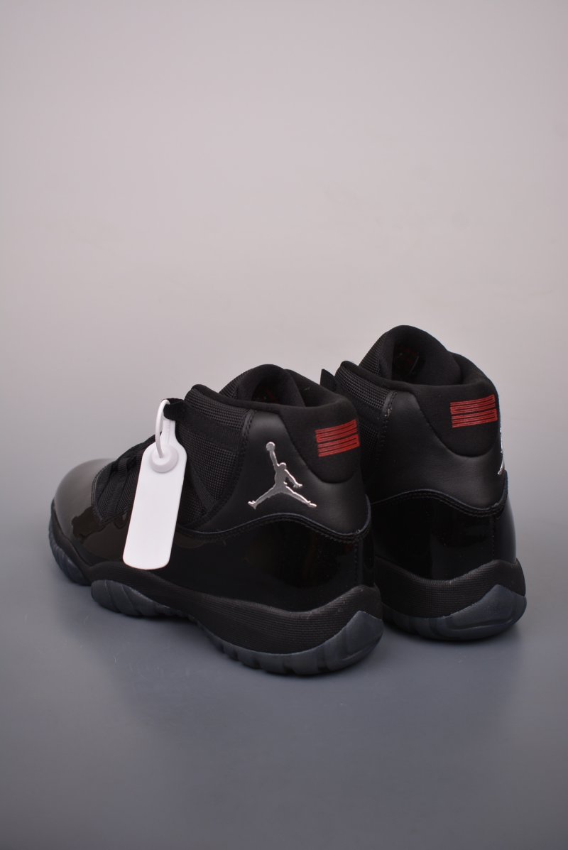 Air Jordan 11 Retro 'Black / Green' view