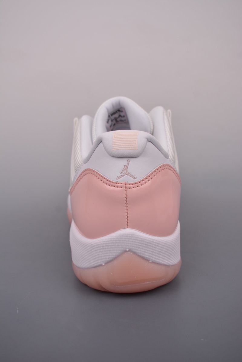 Air Jordan 11 Retro Low view