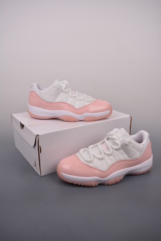 Air Jordan 11 Retro Low view 5