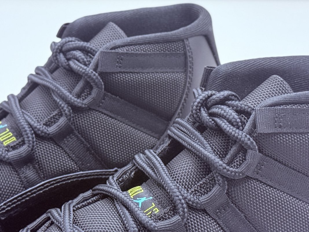 Air Jordan 11 High Rare Air 'Black / Blue' view