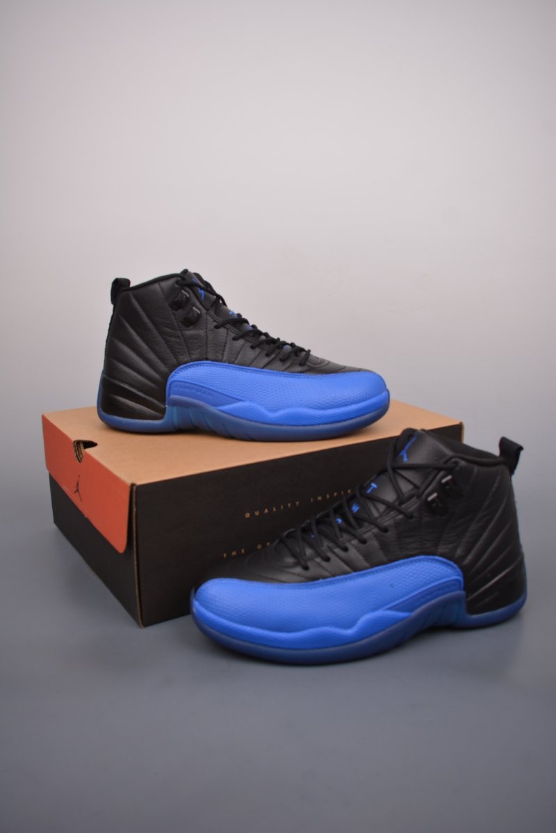 Air Jordan 12 'Black / Blue' view
