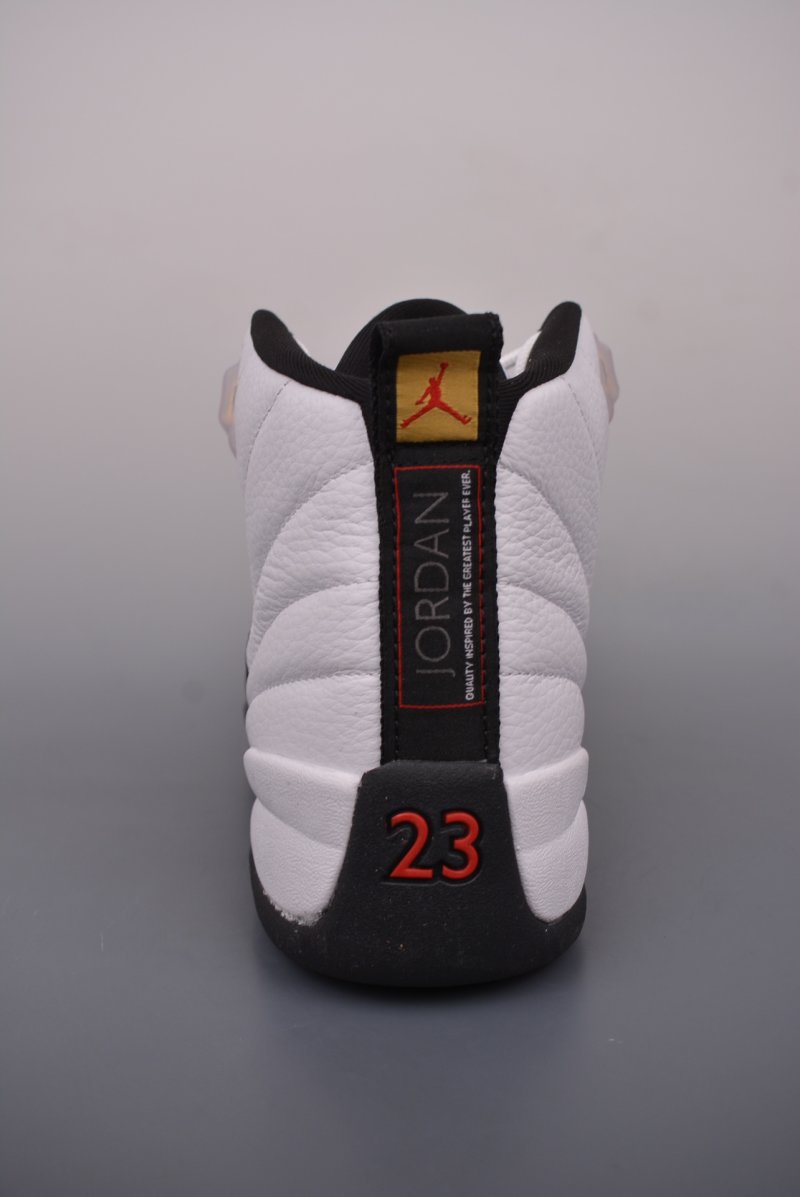 Air Jordan 12 'Black / White' view