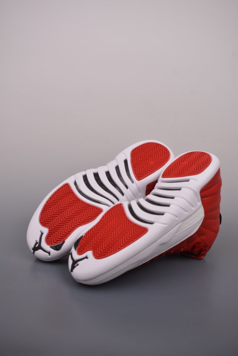 Air Jordan 12 'White / Red' view