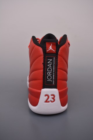 Air Jordan 12 'White / Red' view 4