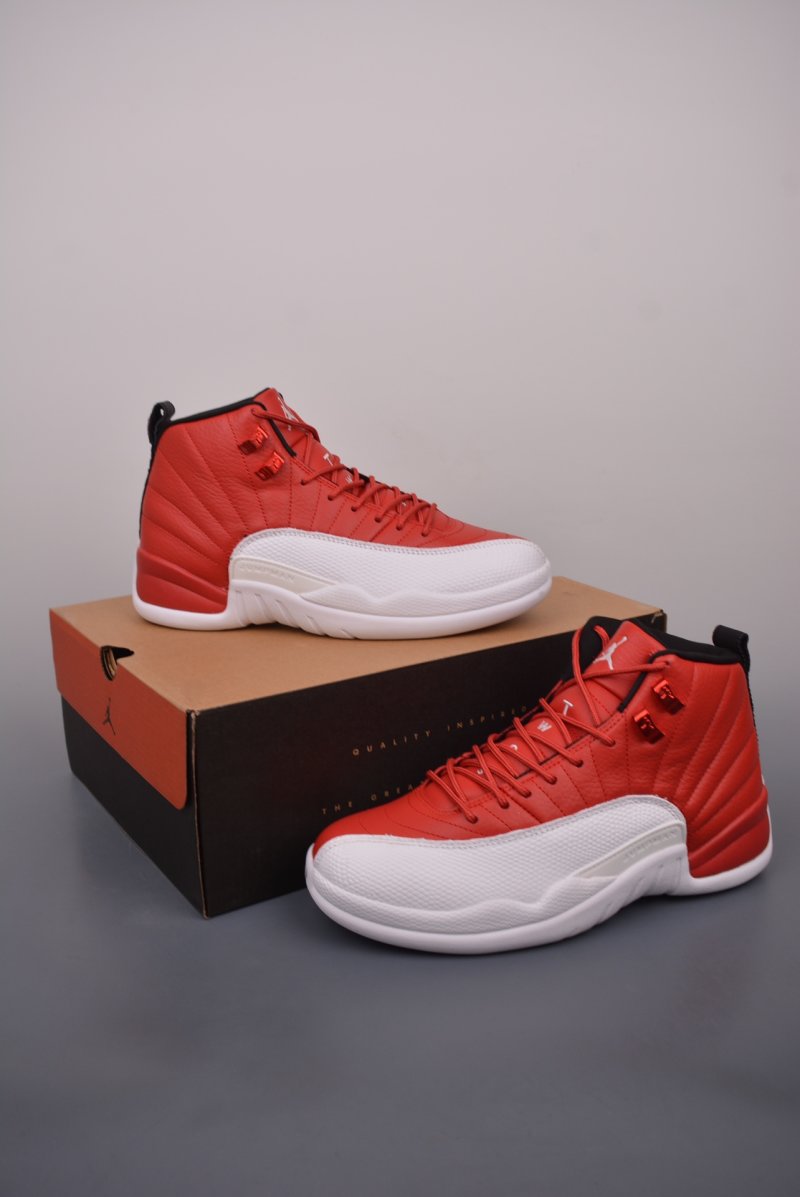 Air Jordan 12 'White / Red' view