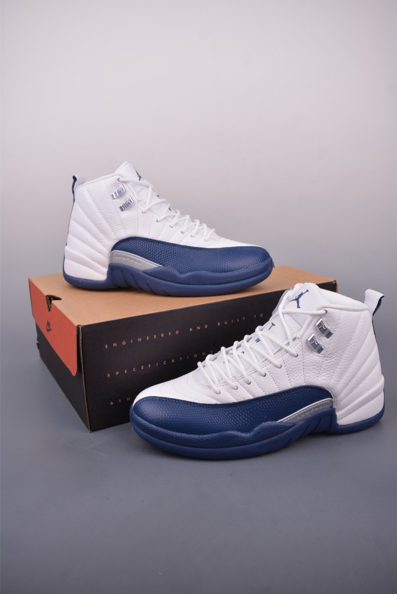Air Jordan 12 'White / Blue' view