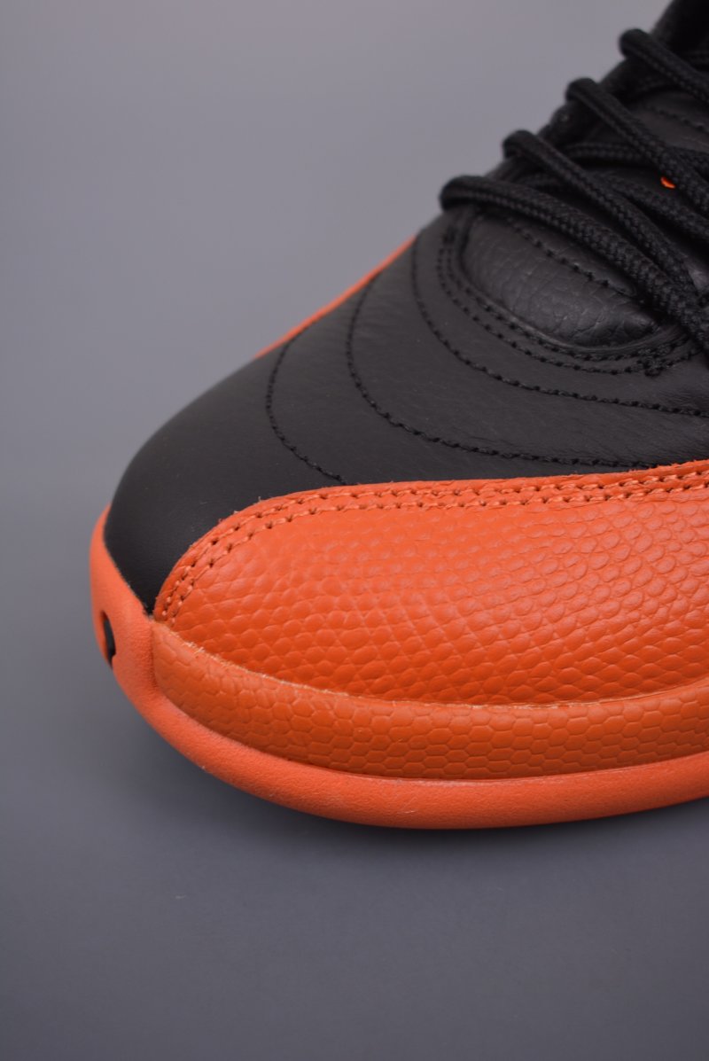 Air Jordan 12 Brilliant Orange 'Black / Orange' view