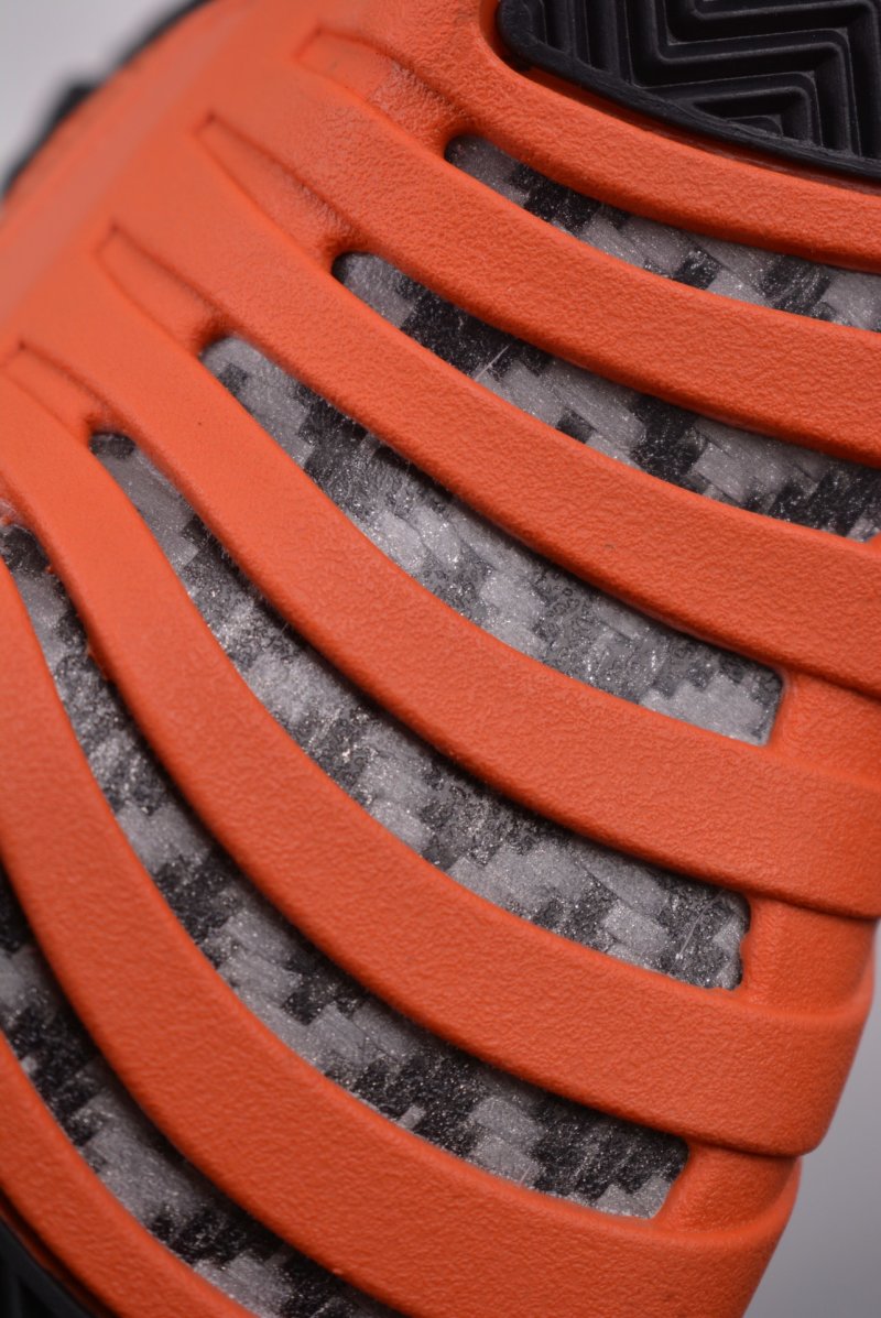 Air Jordan 12 Brilliant Orange 'Black / Orange' view