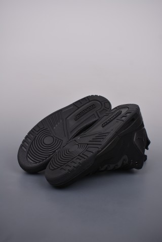 Air Jordan Courtside 23 view 3
