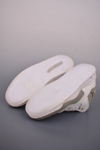 Air Jordan Courtside 23 view 3