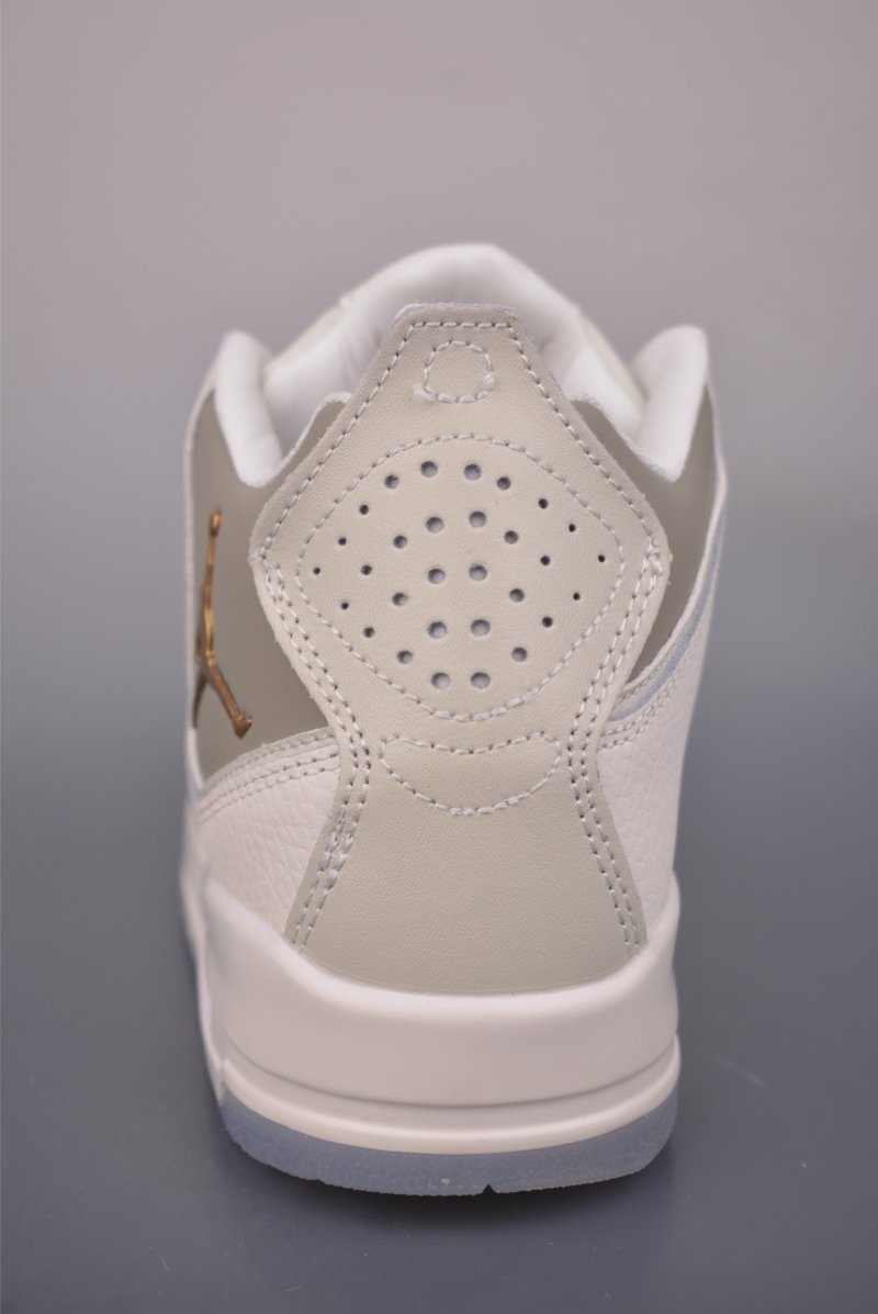 Air Jordan Courtside 23 view