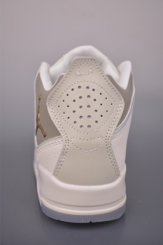 Air Jordan Courtside 23 view 4
