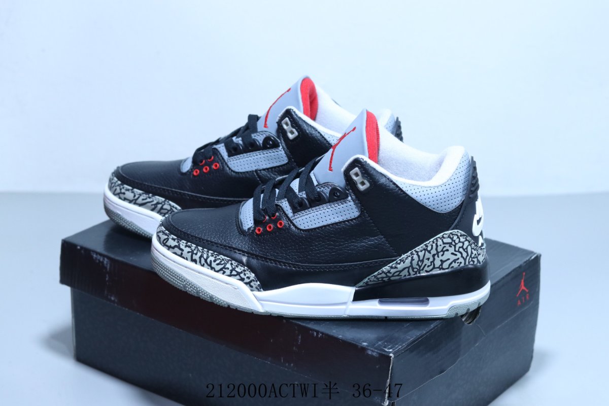 Air Jordan 3 Retro 'Black / Gold' view