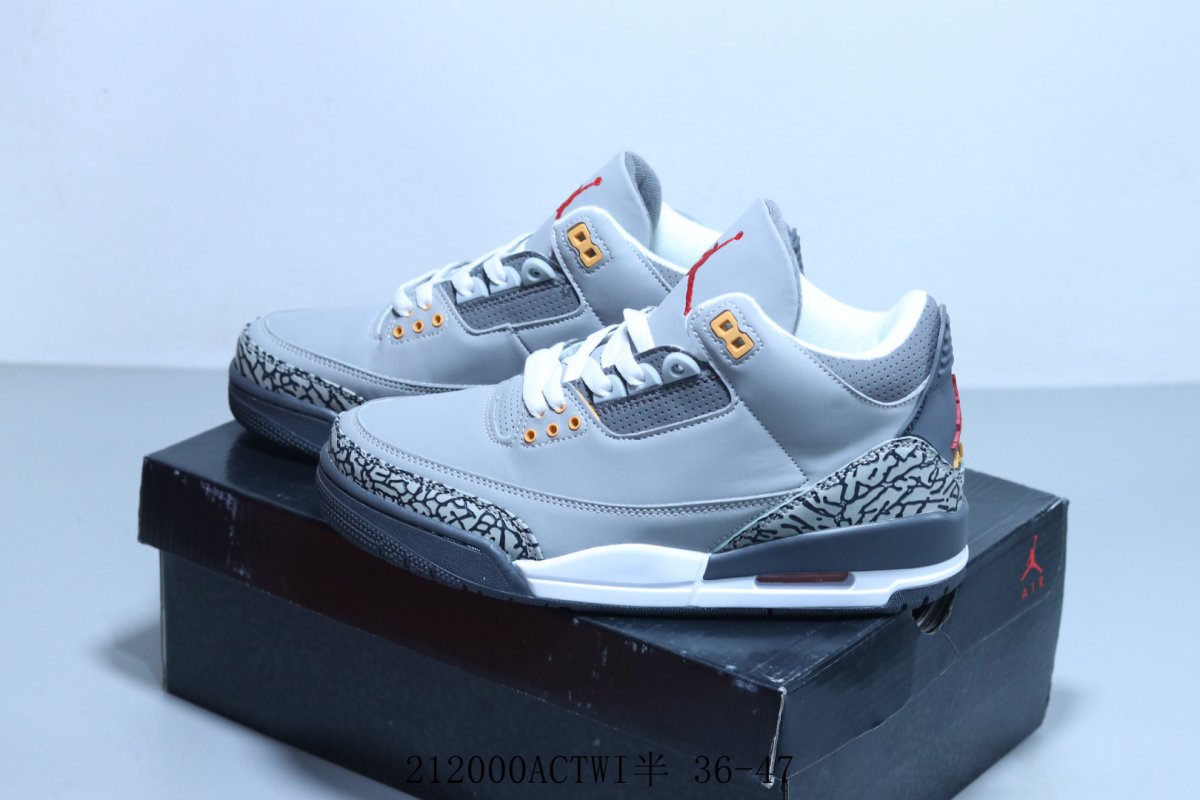 Air Jordan 3 Retro 'Black / Gold' view