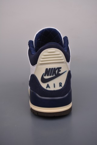 Air Jordan 3 Retro 'University Blue' view 4