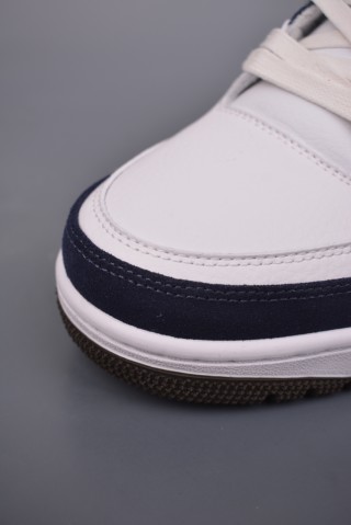 Air Jordan 3 Retro 'University Blue' view 6