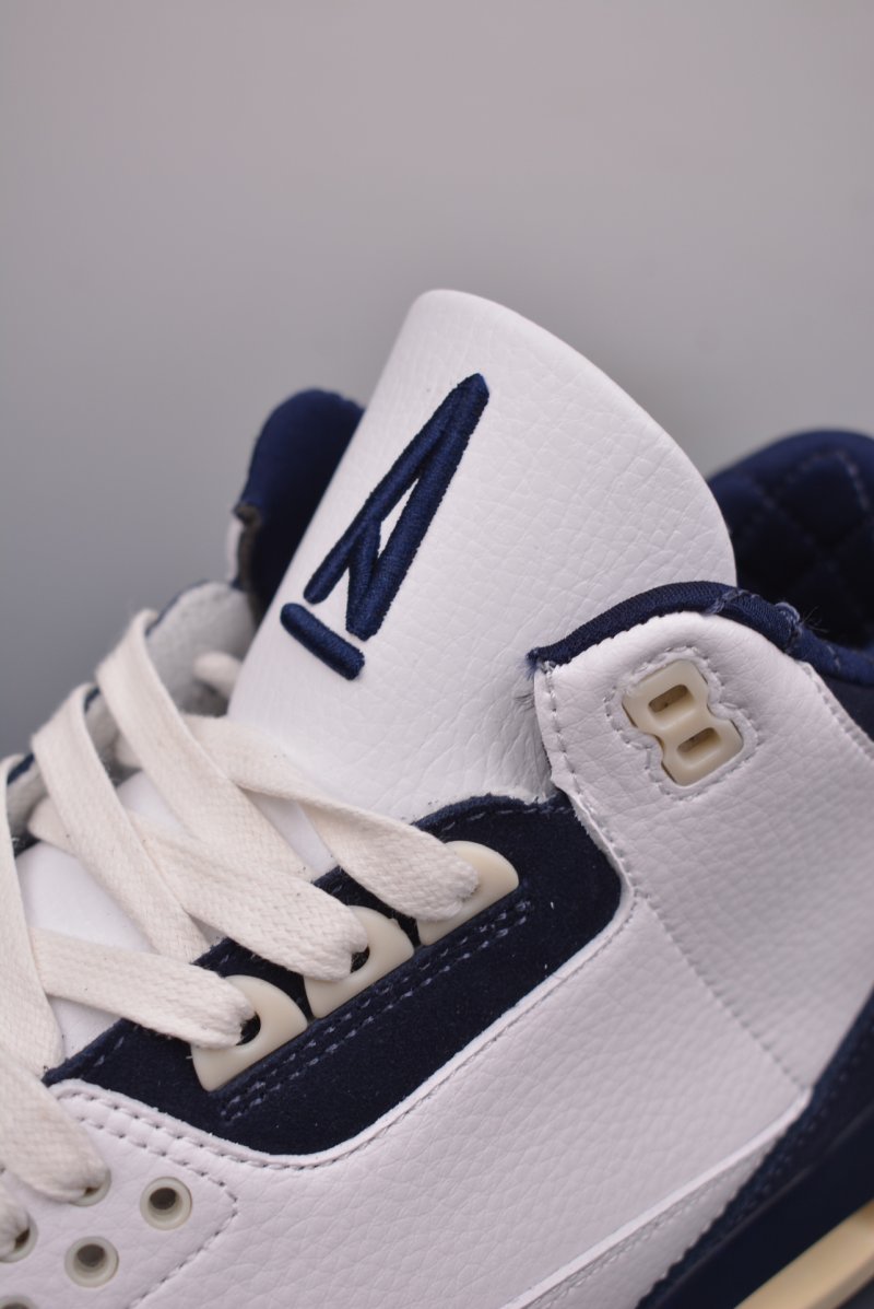 Air Jordan 3 Retro 'University Blue' view